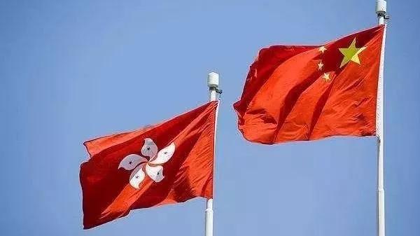 大山羔羊逃生